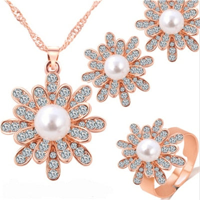 Elegant Pearl Bridal Jewelry Set