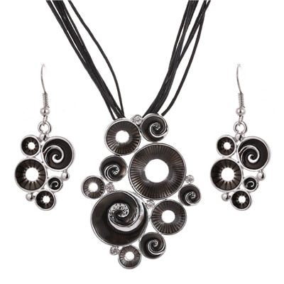 Multilayer Leather Pendant Necklace and Earrings