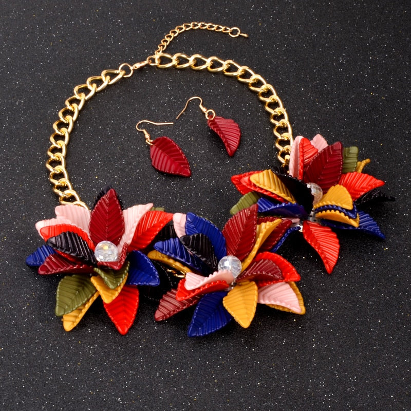 Flower Necklace & Pendant Vintage Jewelry Set